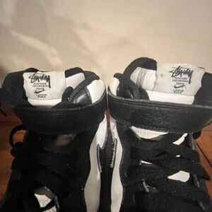 Stussy x Nike Air Force 1 Mid